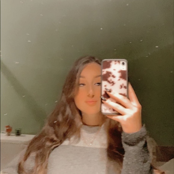 Meet your Posher, Alex - Picture 1 of 1